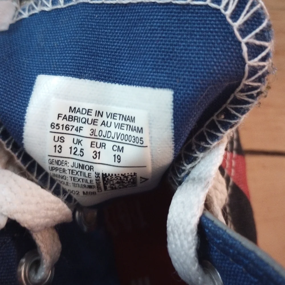 Converse All Star Chuck Taylor Stars High Top Sneakers Kids Size 13